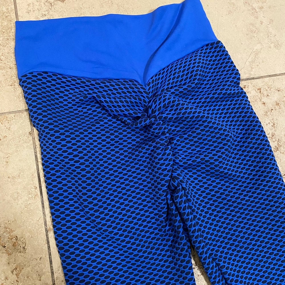 Amazon Butt Scrunch Waffle Legging